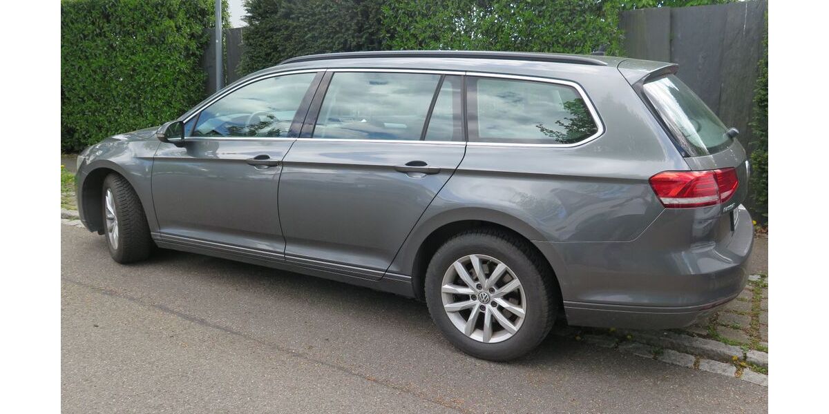 VW Passat Variant 166.000 km 12.900 &euro; Holzmaden 73271