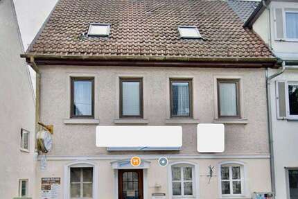 Haus zum Kaufen in Stuttgart 385.000 € 148 m² 7 zimmer