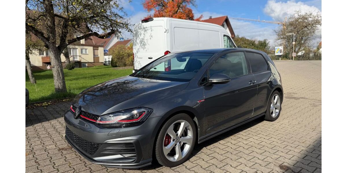 VW Golf 82.790 km 24.940 € Friolzheim 71292