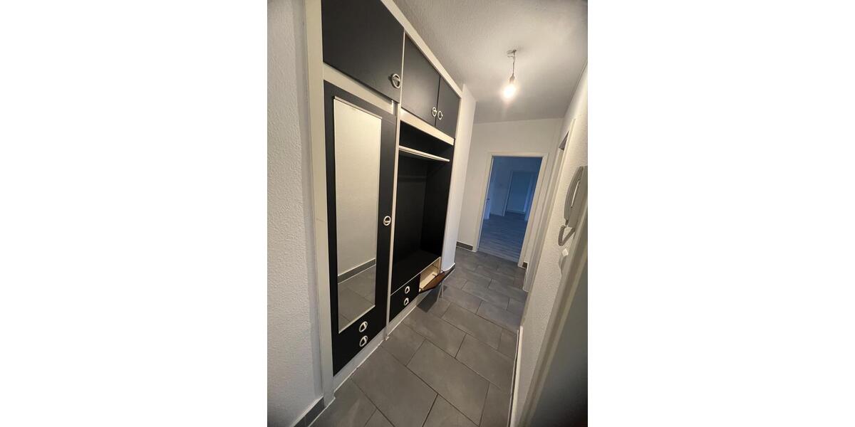 Etagenwohnung Stuttgart Degerloch - 3 Zimmer, 70 m&sup2;, 1.100&euro; | Angebot:26350163
