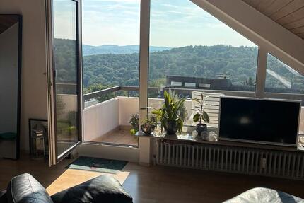 Helle 3-Zimmer Dachgeschosswohnung Stuttgart- Heumaden 3 zimmer