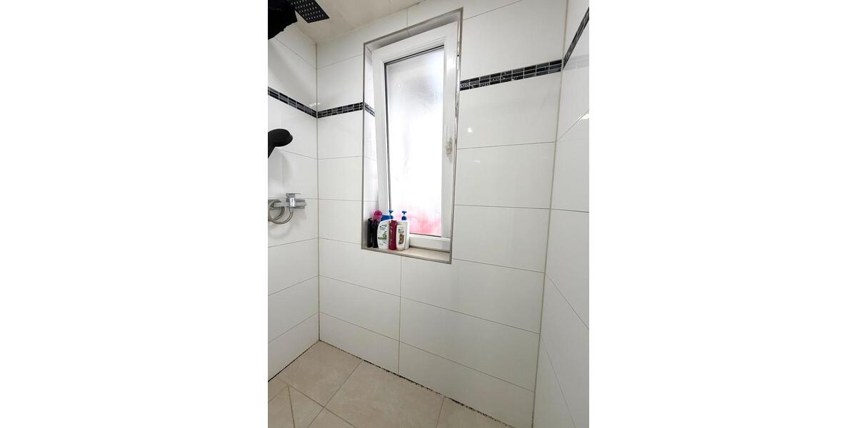 Etagenwohnung Esslingen am Neckar Brühl - 3 Zimmer, 78 m&sup2;, 275.000&euro; | Angebot:25436259