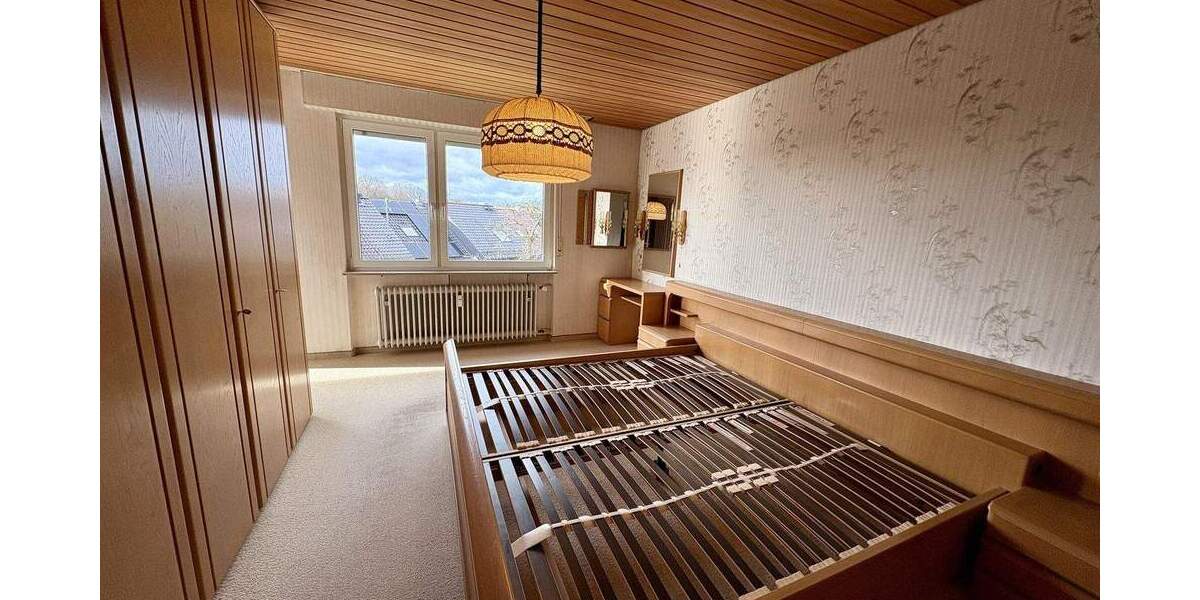Mehrfamilienhaus, Wohnhaus Leonberg Gebersheim - 7 Zimmer, 173 m&sup2;, 579.000&euro; | Angebot:25704346