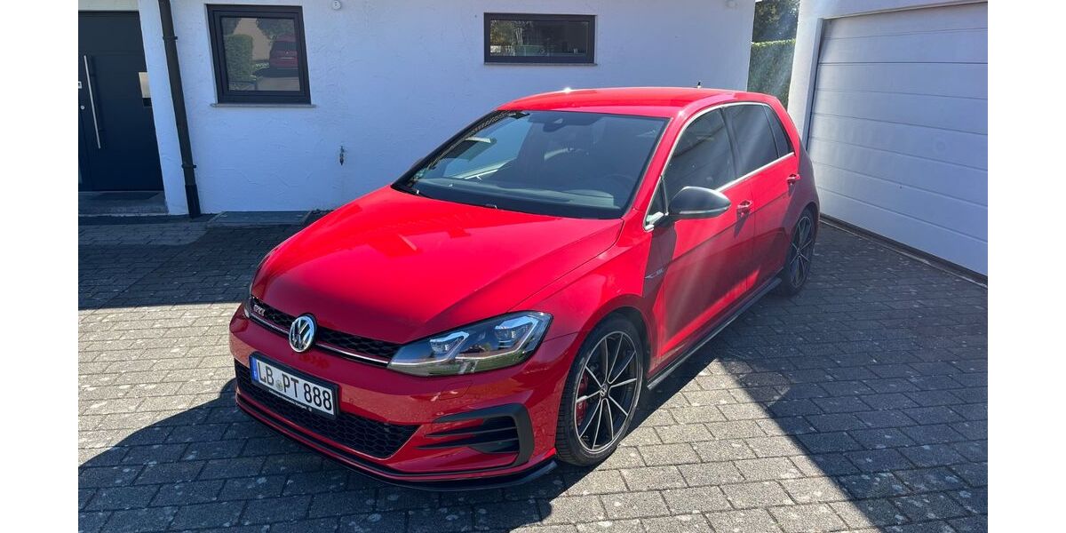 VW Golf 37.752 km 28.500 &euro; Ditzingen 71254