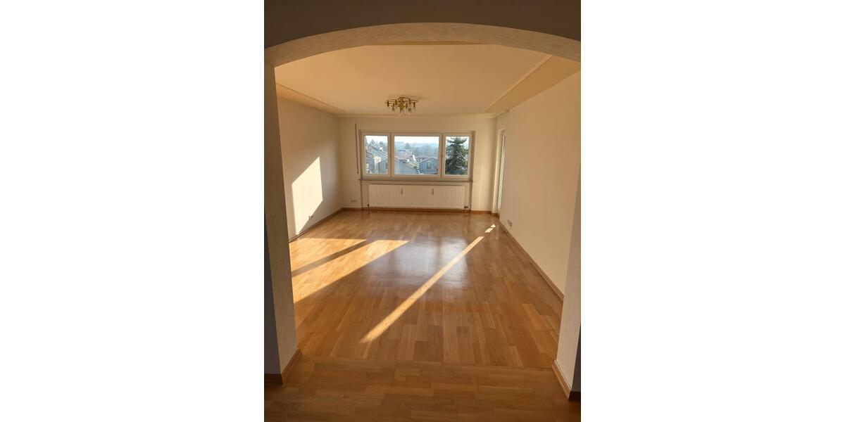 3,5 Zimmer Wohnung in Eglosheim zu vermieten (WG Möglich) 3.5 zimmer