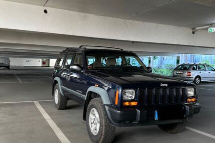 Jeep Cherokee 190.000 km 6.999 &euro; Wernau 73249