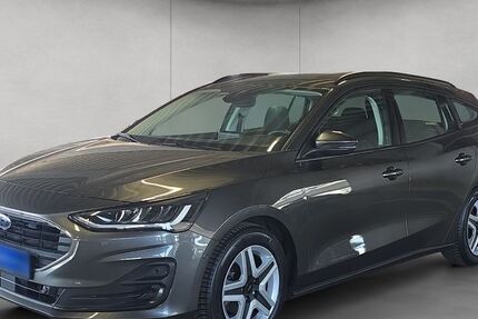 Ford Focus 47.559 km 16.950 &euro; Stuttgart 70190