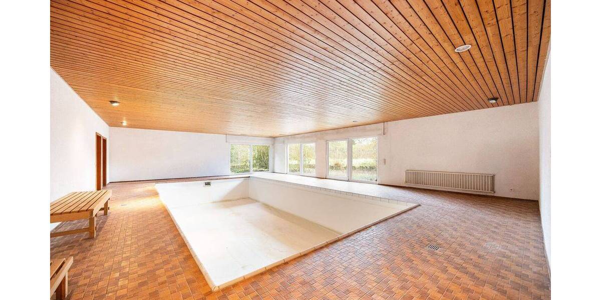 Einfamilienhaus Backnang - 8 Zimmer, 428 m&sup2;, 1.229.000&euro; | Angebot:26118014