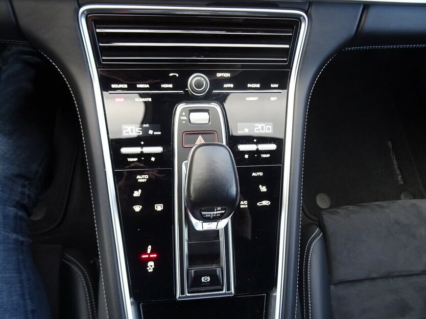 Porsche Panamera GTS Sport Turismo*Keramik,21´´Alu,Standh 148.000 km 65.850 € Schorndorf 73614