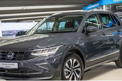 VW Tiguan 78.499 km 27.530 &euro; Stuttgart-Wangen 70188