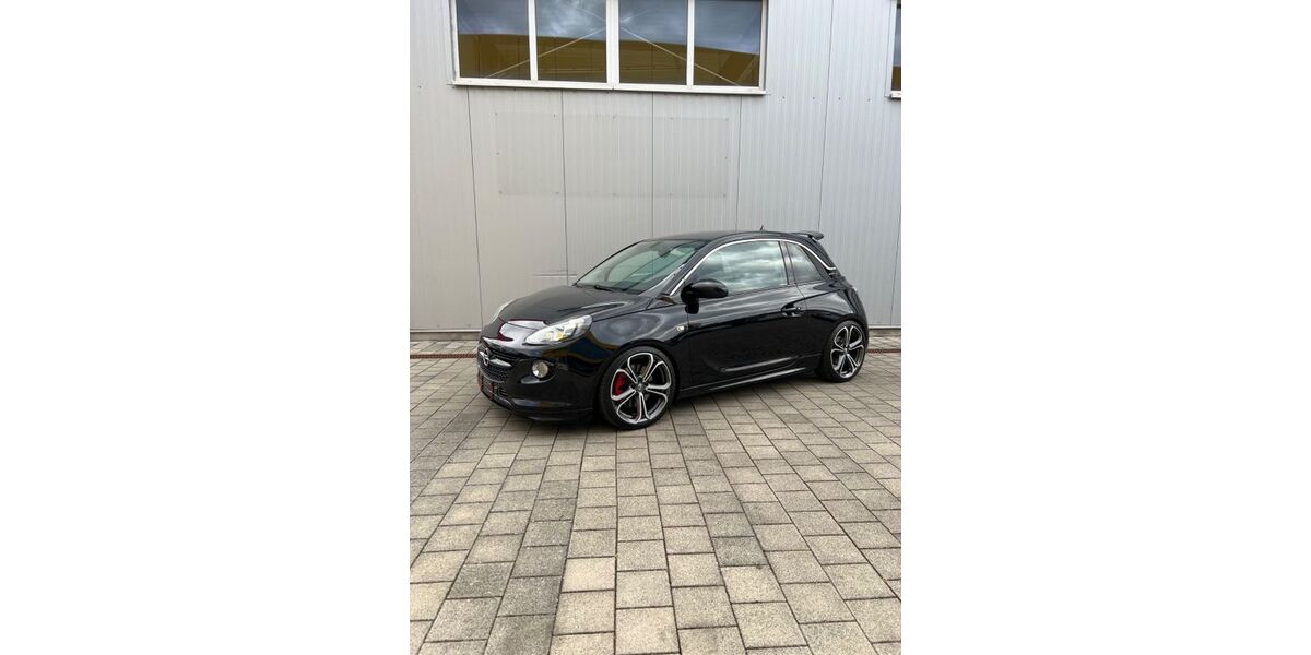 Opel Adam 126.000 km 9.900 &euro; Esslingen am Neckar 73734