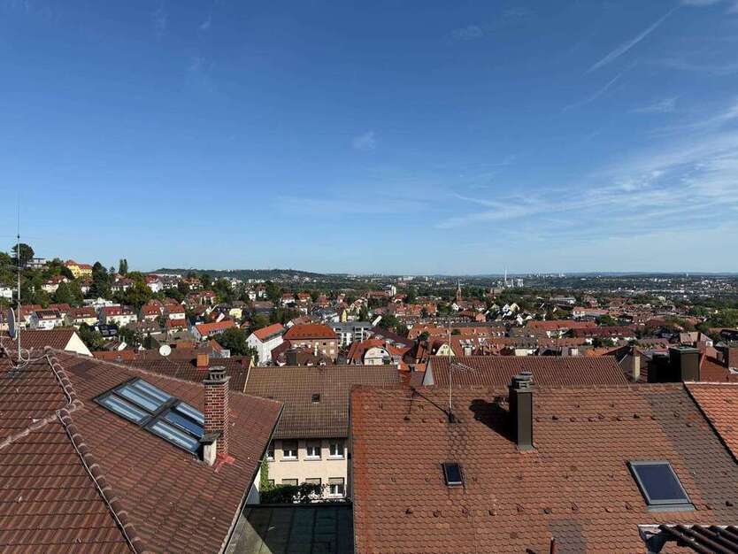 Haus zum Kaufen in Stuttgart 1.180.000 € 305 m²