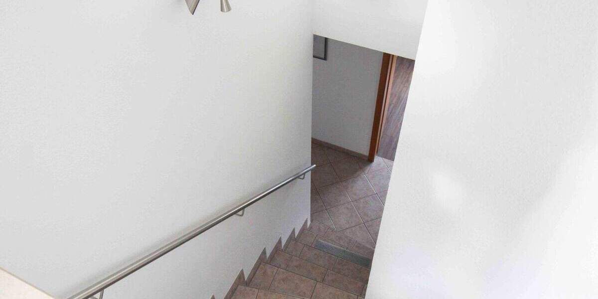 Exklusive Maisonette mit En-Suite-Bad, Dachterrasse und Garage - modernes Wohngefühl! 3 zimmer