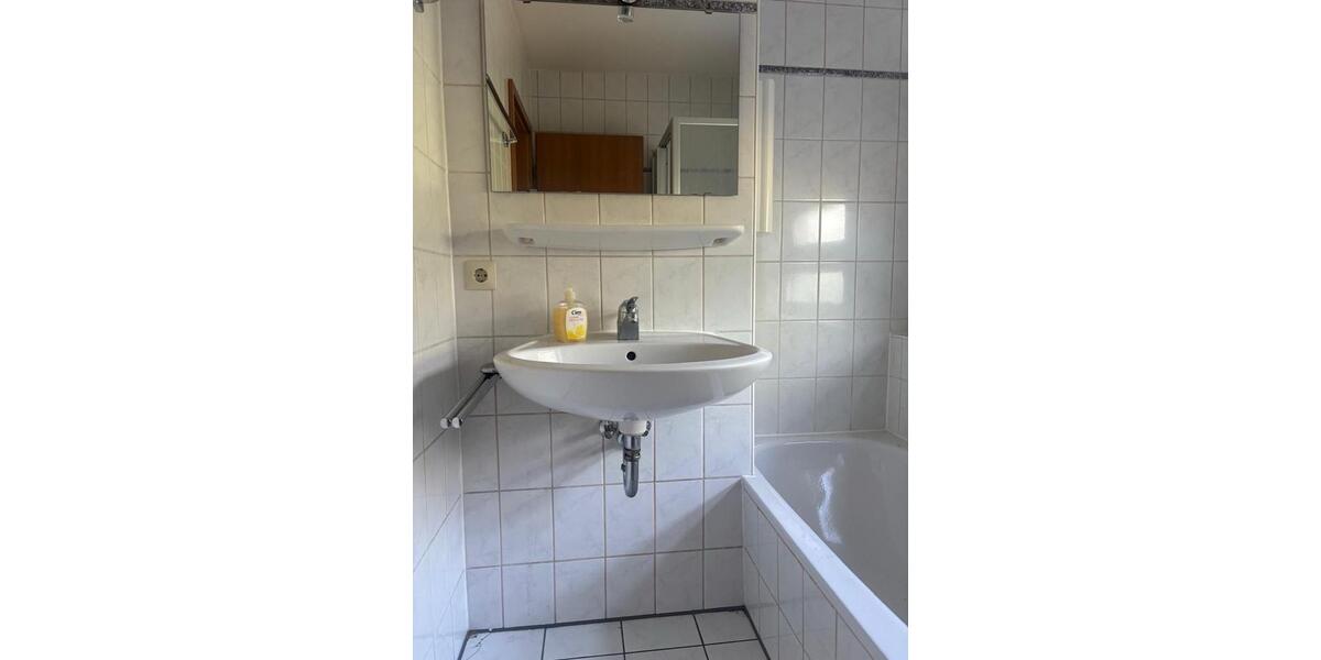Erdgeschoßwohnung Weinstadt - 3 Zimmer, 74 m&sup2;, 369.000&euro; | Angebot:27096391