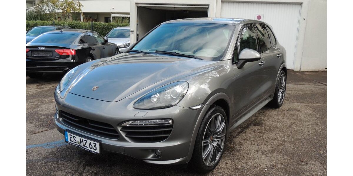 Porsche Cayenne 215.000 km 22.990 &euro; Metzingen 72555