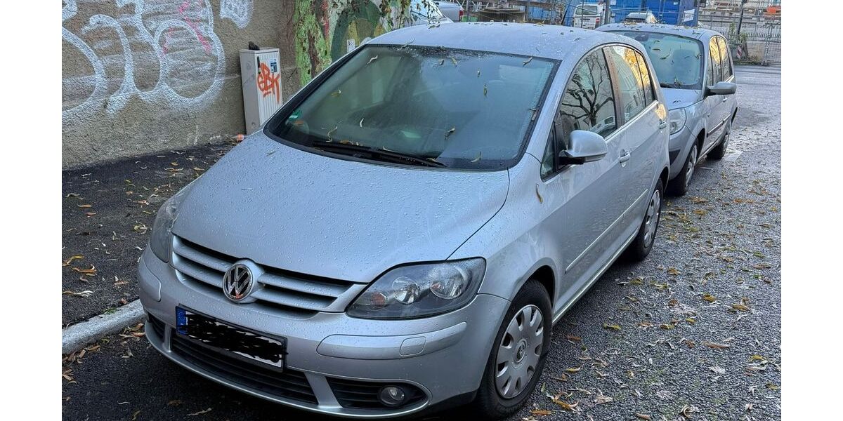 VW Golf Plus 119.000 km 4.450 € Stuttgart 70182