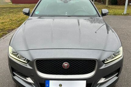Jaguar XE 148.000 km 12.800 &euro; Fellbach 70736