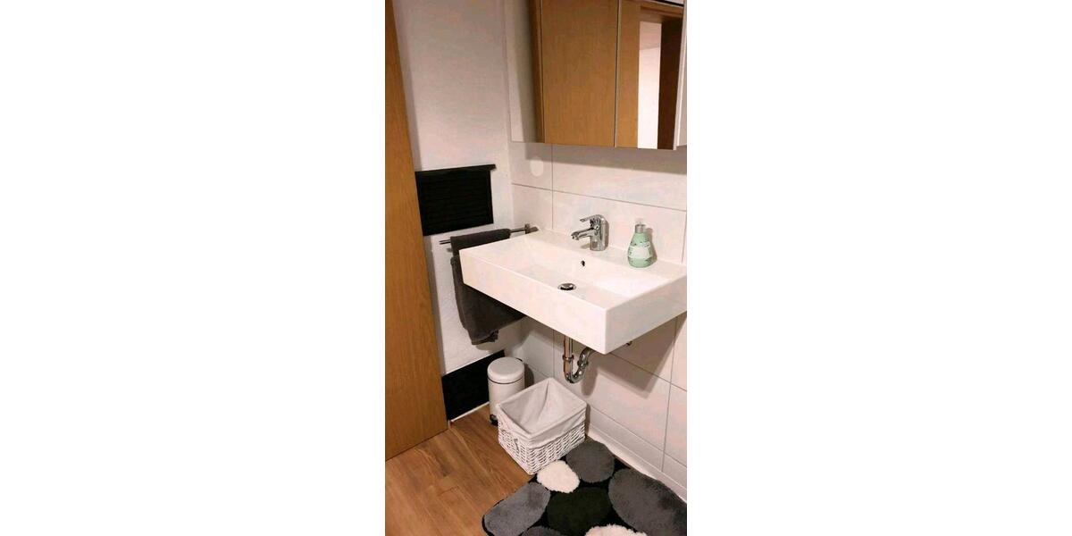 Etagenwohnung Neuffen - 2 Zimmer, 54 m&sup2;, 800&euro; | Angebot:26399182