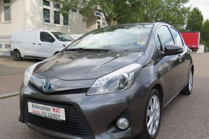 Toyota Yaris 154.000 km 7.950 € Fellbach 70736