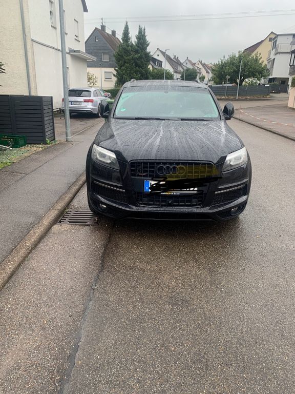 Audi Q7 198.000 km 14.500 € Vaihingen an der Enz 71665