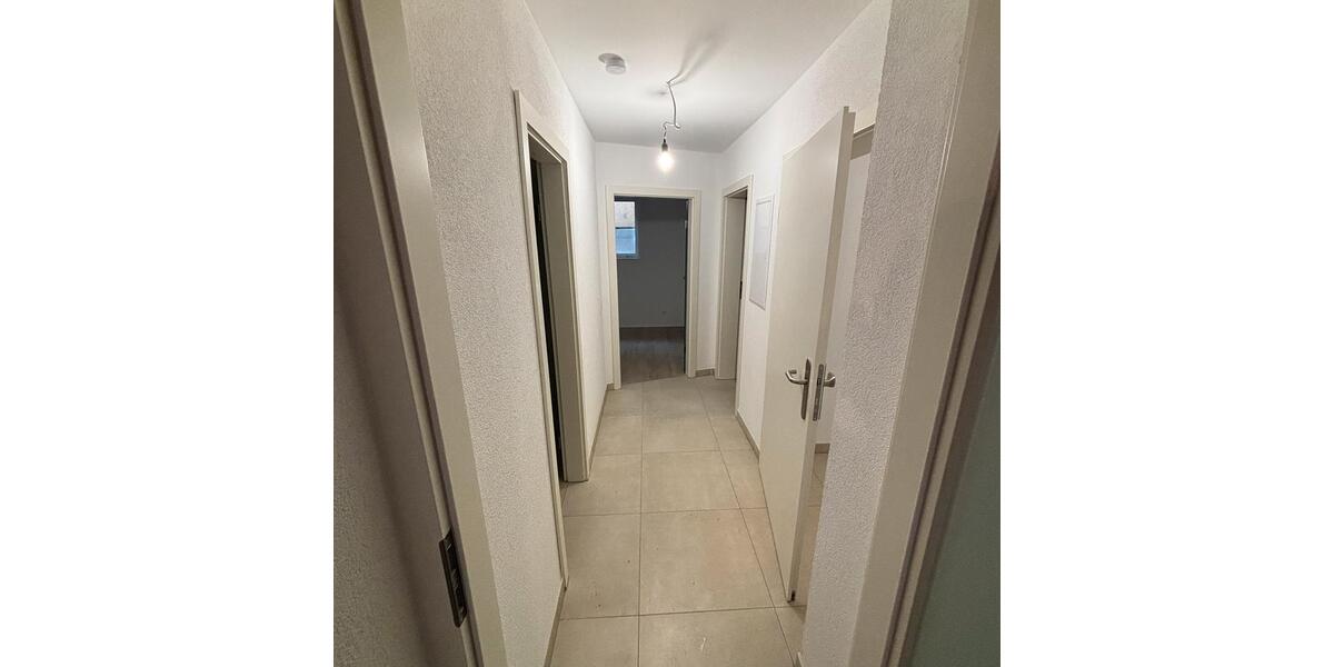 Erdgeschoßwohnung Fellbach - 3 Zimmer, 55 m&sup2;, 1.000&euro; | Angebot:25342620