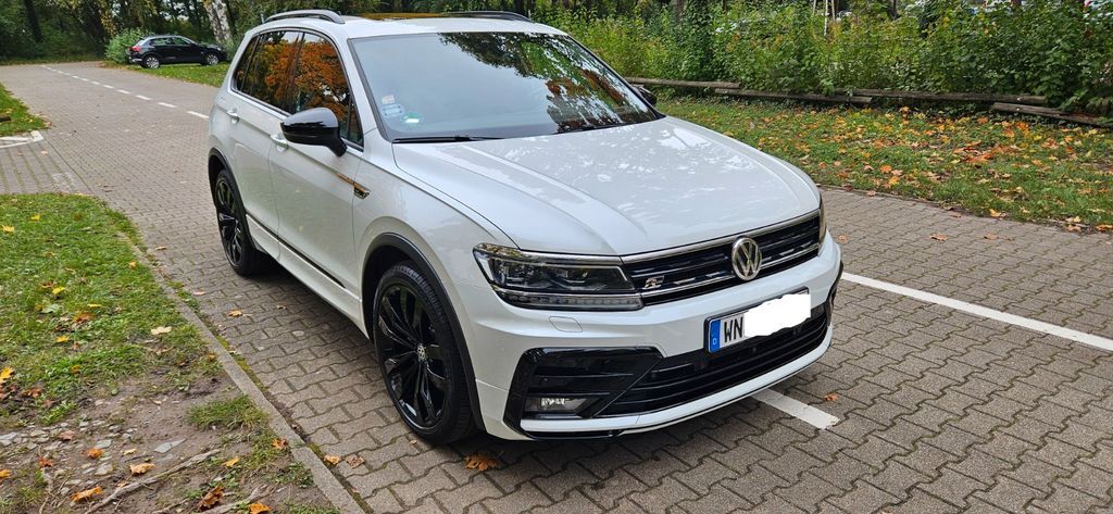 VW Tiguan 52.000 km 29.999 € Fellbach Oeffingen 70736