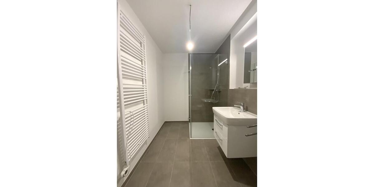 Etagenwohnung Ludwigsburg Oßweil - 3 Zimmer, 65 m&sup2;, 712&euro; | Angebot:26163301
