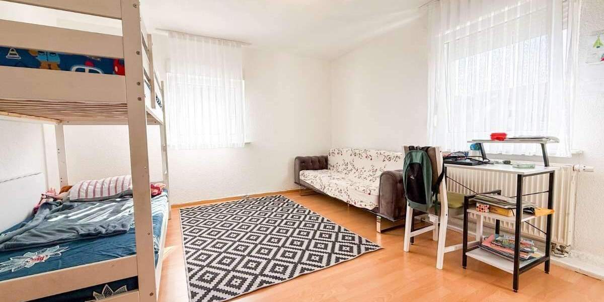 Mehrfamilienhaus, Wohnhaus Sindelfingen Maichingen - 1 Zimmer, 228 m&sup2;, 849.000&euro; | Angebot:25769435