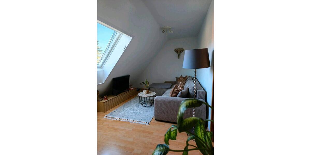 Dachgeschoßwohnung Stuttgart Sillenbuch - 2 Zimmer, 43 m&sup2;, 920&euro; | Angebot:26296431