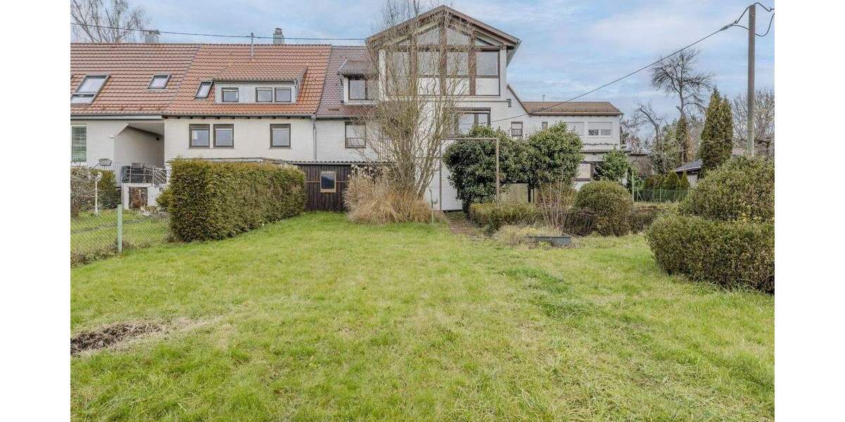 Fachwerkhaus mit großem Grundstück in Stuttgart-Büsnau - ruhig & viel Potenzial 8 zimmer