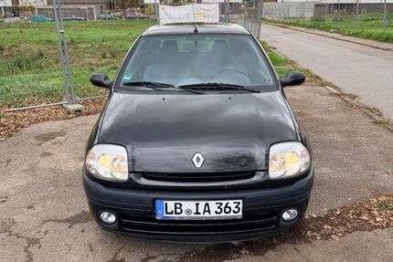 Renault Clio 171.263 km 2.000 &euro; Ludwigsburg 71638