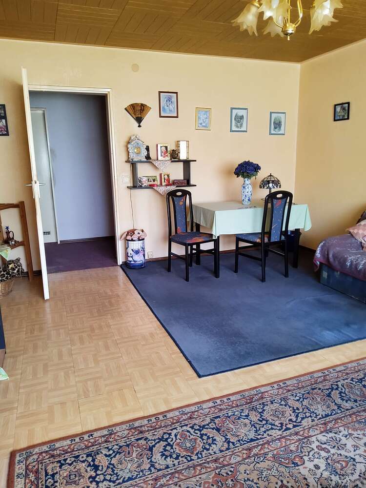 Wohnung zum Kaufen in Sindelfingen 225.000 € 74 m²