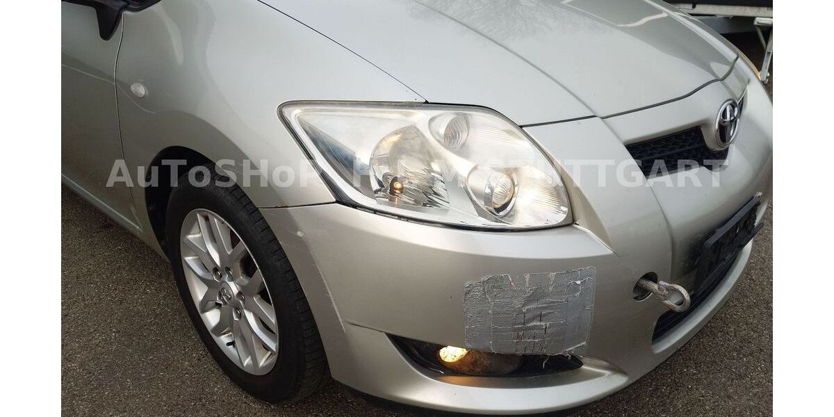 Toyota Auris 232.000 km 2.298 &euro; Holzgerlingen / Böblingen (Region Stuttgart) 71088