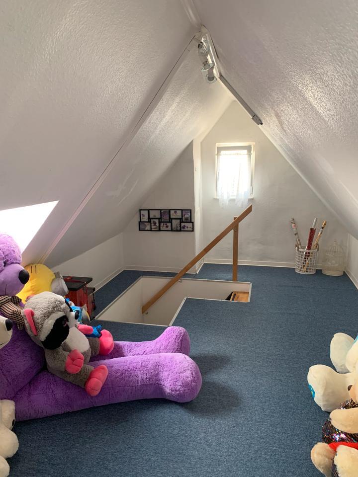Mehrfamilienhaus 5 Parteien leerstehend
