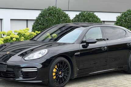 Porsche Panamera 212.000 km 32.900 &euro; Frickenhausen 72636
