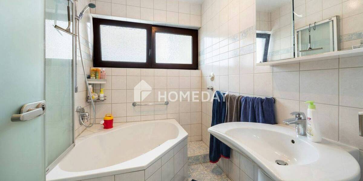 Etagenwohnung Stuttgart Sillenbuch - 3 Zimmer, 99 m&sup2;, 465.000&euro; | Angebot:26909846
