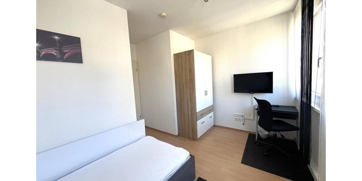 Möbliertes Zimmer in einer Wohngemeinschaft im Herzen von Weil der Stadt 1 zimmer