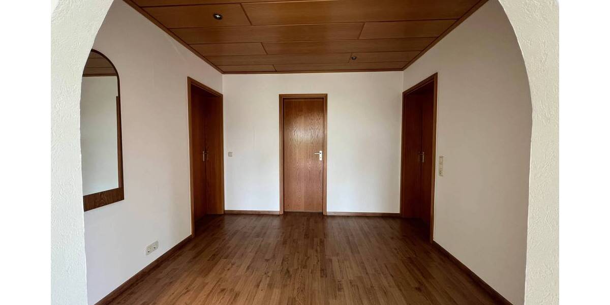 Mehrfamilienhaus, Wohnhaus Schwieberdingen - 8 Zimmer, 202 m&sup2;, 950.000&euro; | Angebot:19342709