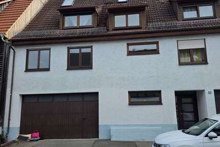 Haus zum Kaufen in Dettingen unter Teck 750.000 € 334 m² - Haus Dettingen unter Teck | Angebot:26403401