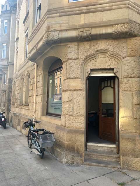 Büro in Stuttgart - Stuttgart-Süd 430 € 28 m²