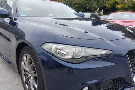 Alfa Romeo Giulia 203.495 km 12.500 &euro; Fellbach 70736