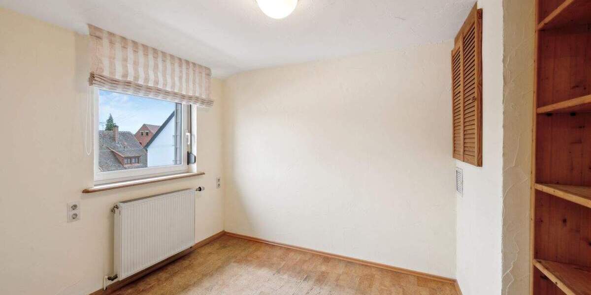 Familientraum: 2-3-Familienhaus in bester Lage Oßweils 8 zimmer