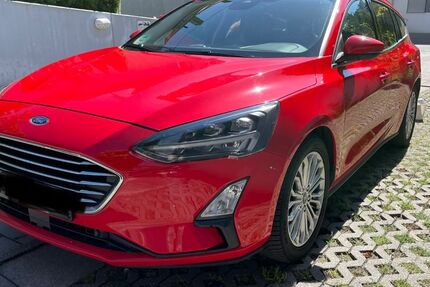 Ford Focus 88.500 km 16.350 &euro; Esslingen 73732
