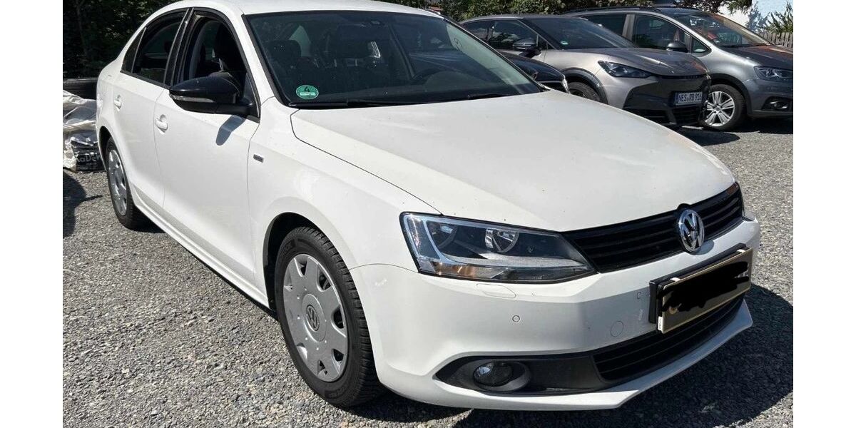 VW Jetta 114.000 km 6.999 € Ditzingen 71254