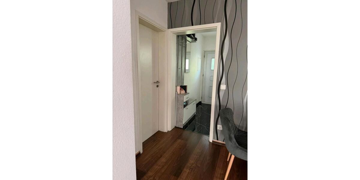 Erdgeschoßwohnung Stuttgart Luginsland - 3 Zimmer, 60 m&sup2;, 309.000&euro; | Angebot:26639907