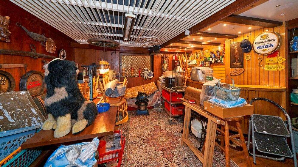 Ansprechendes Einfamilienhaus mit Garten und eigener Garage, in bester Lage von Neckarweihingen! 5 zimmer