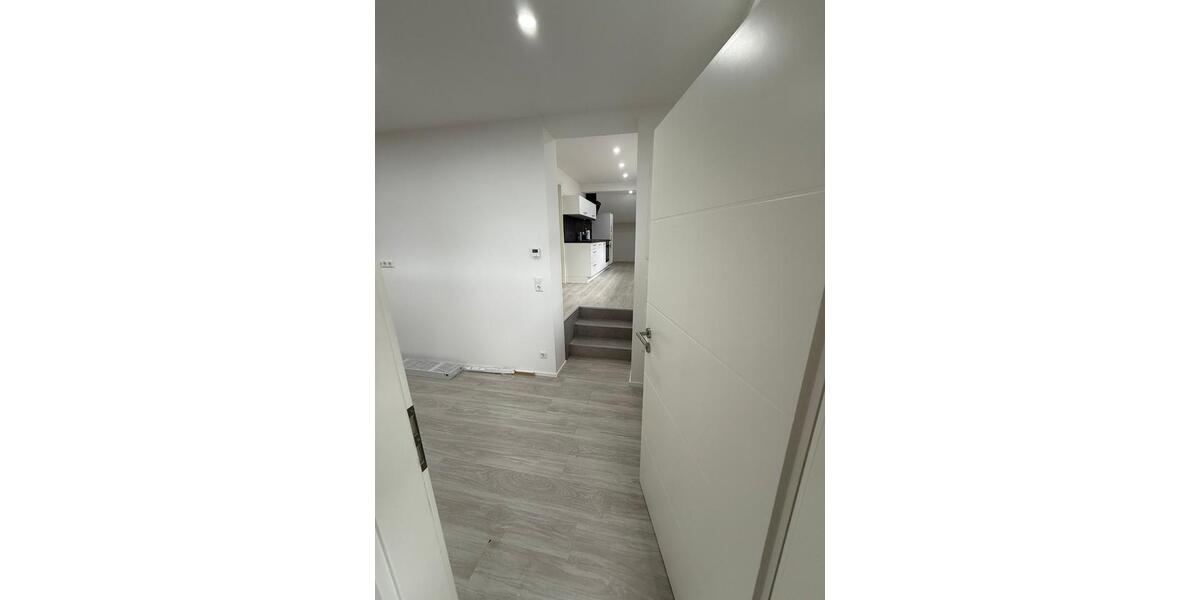 Etagenwohnung Rutesheim - 2 Zimmer, 70 m&sup2;, 900&euro; | Angebot:25022226