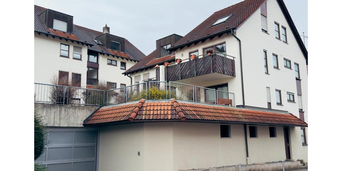 Dachgeschoßwohnung Esslingen am Neckar Hegensberg - 3 Zimmer, 72 m&sup2;, 1.154&euro; | Angebot:26276899