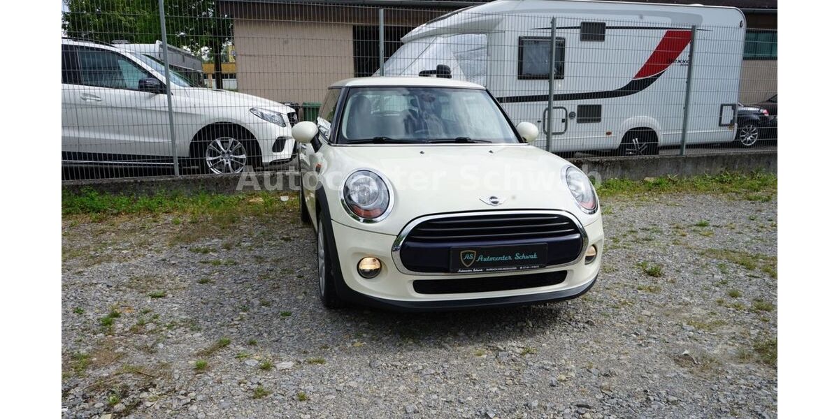 Mini Cooper 98.201 km 9.990 &euro; Rielingshausen 71672
