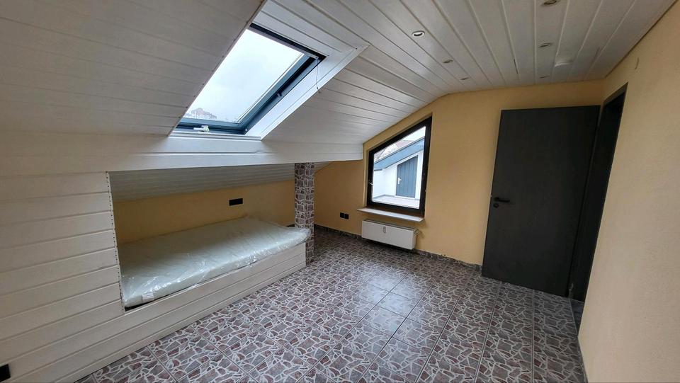 Dachgeschoßwohnung Vaihingen an der Enz - 3.5 Zimmer, 76 m&sup2;, 299.000&euro; | Angebot:24744068